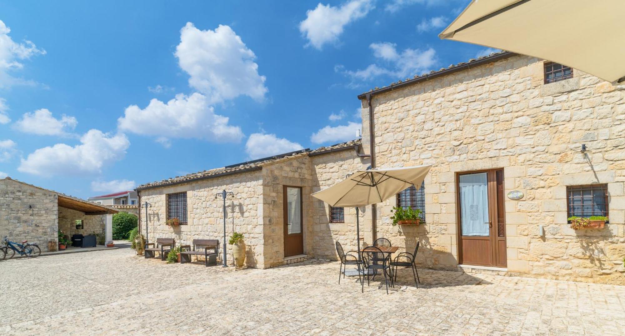 Bed and Breakfast Borgo Monachella Ragusa Exterior foto