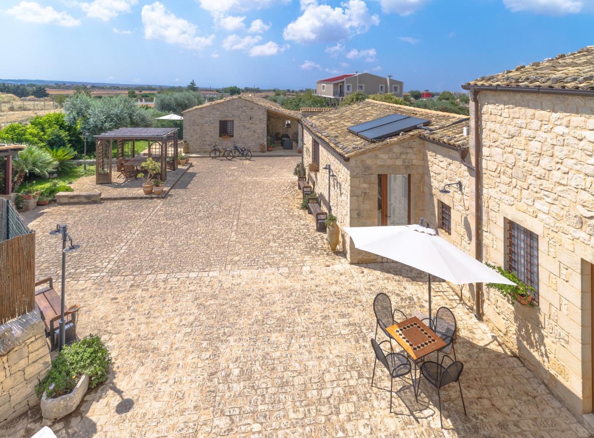 Bed and Breakfast Borgo Monachella Ragusa Exterior foto