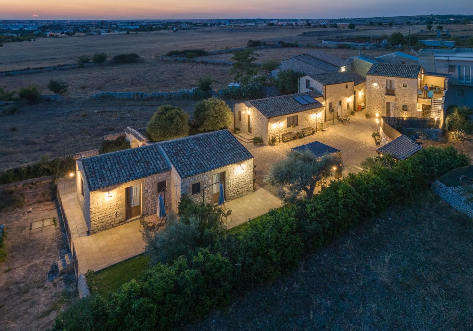 Bed and Breakfast Borgo Monachella Ragusa Exterior foto